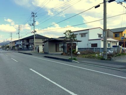 香美市あけぼの街道沿　売土地